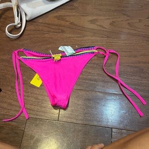 Daisy Hot Pink Boho Embroidery Stitch String Tie Bikini Bottoms Size Small NWT
